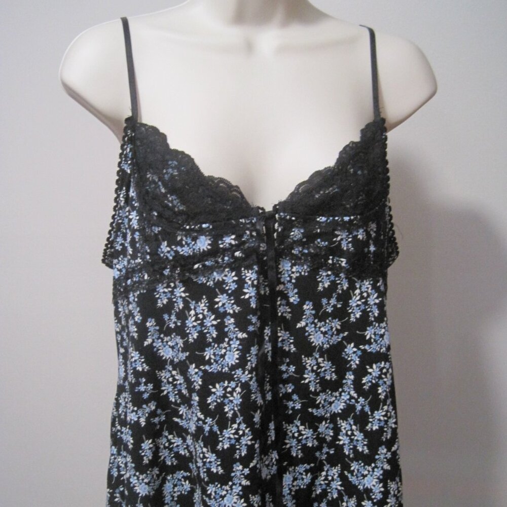 No Boundaries Women’s Camisole Size Medium Black Blue Floral Lace Ribbon String